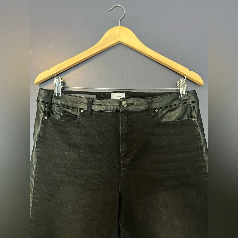 ECRU The Los Feliz Stretch Faux Leather Accent Skinny Jeans EUC Size 30